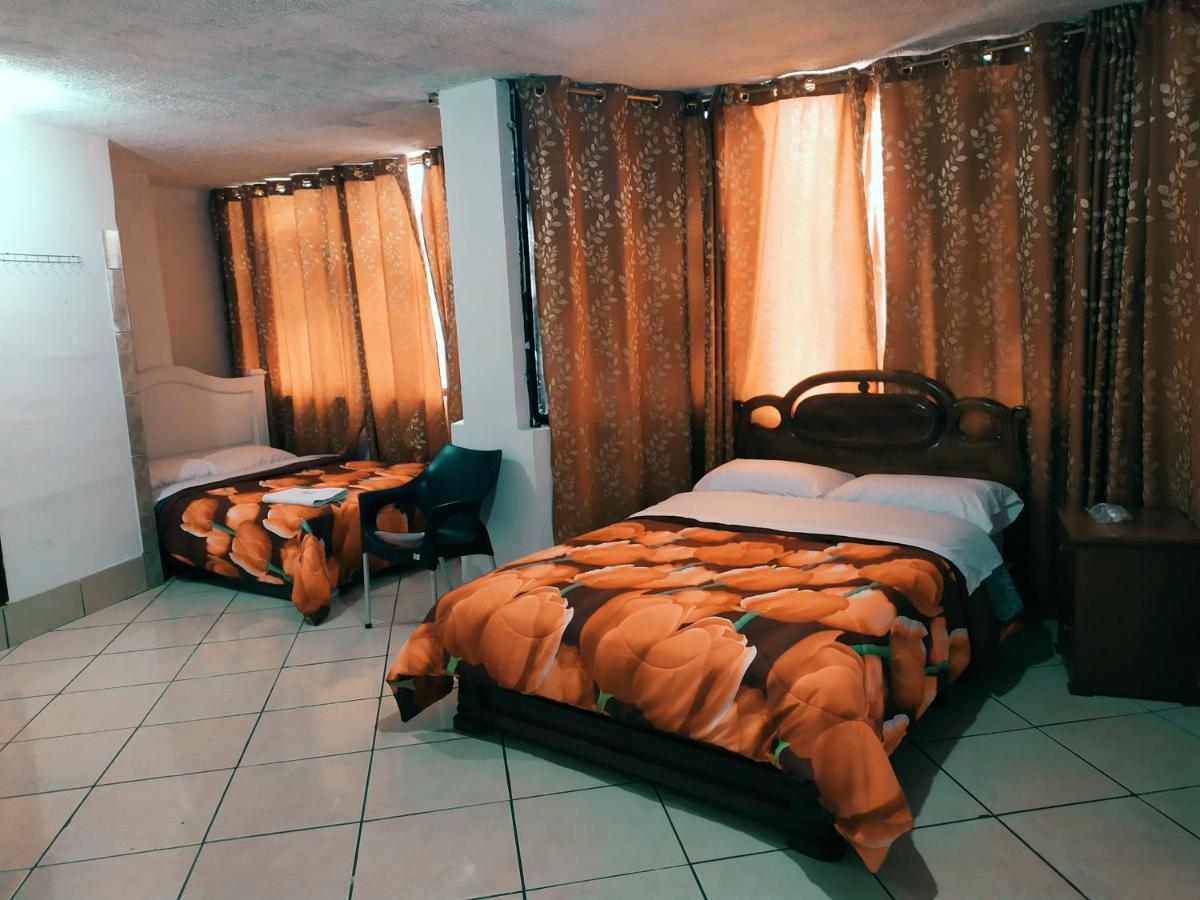 Hostal Ajavi Del Sur Quito Exterior foto